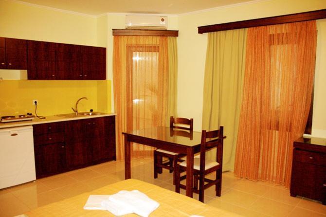 Sandy Suites Kalamaki Extérieur photo