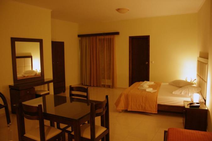 Sandy Suites Kalamaki Extérieur photo