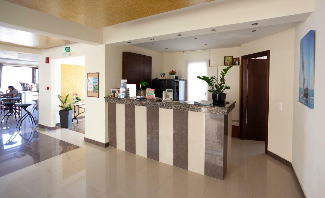 Sandy Suites Kalamaki Extérieur photo